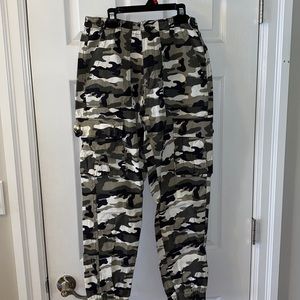 Camo cargo jogger